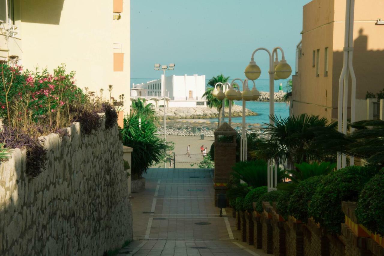 Puerto Marina - Primera Linea Apartment Benalmadena Exterior photo